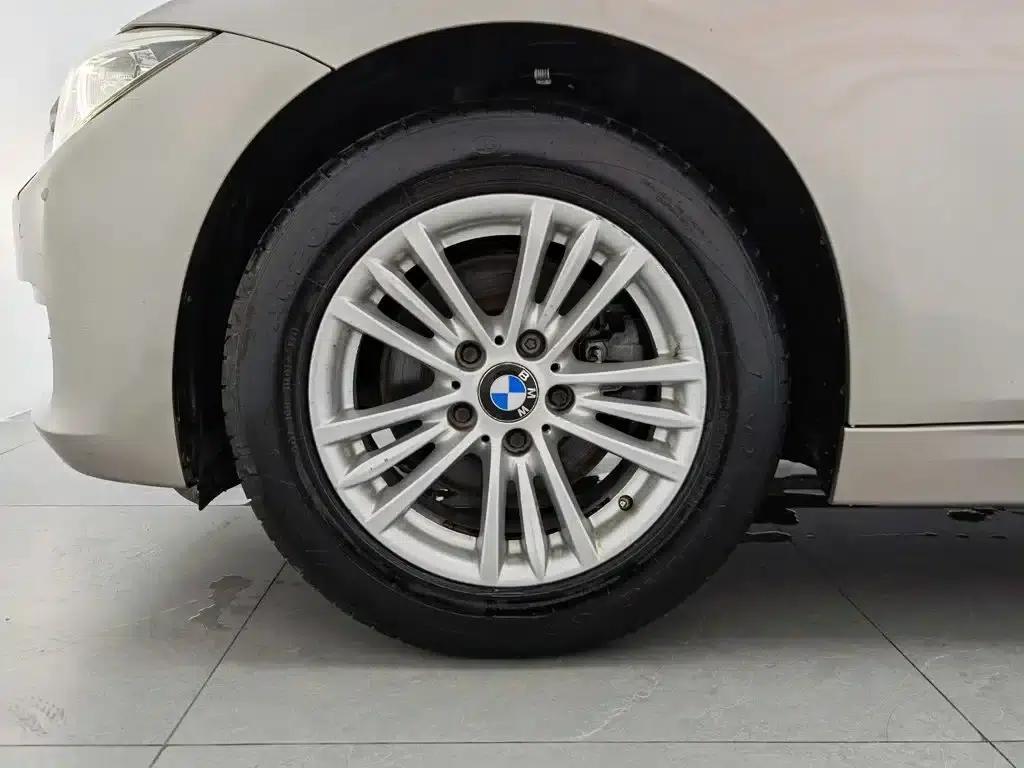 BMW 3 Series 2013 320Li Fashion Edition — миниатюра 17
