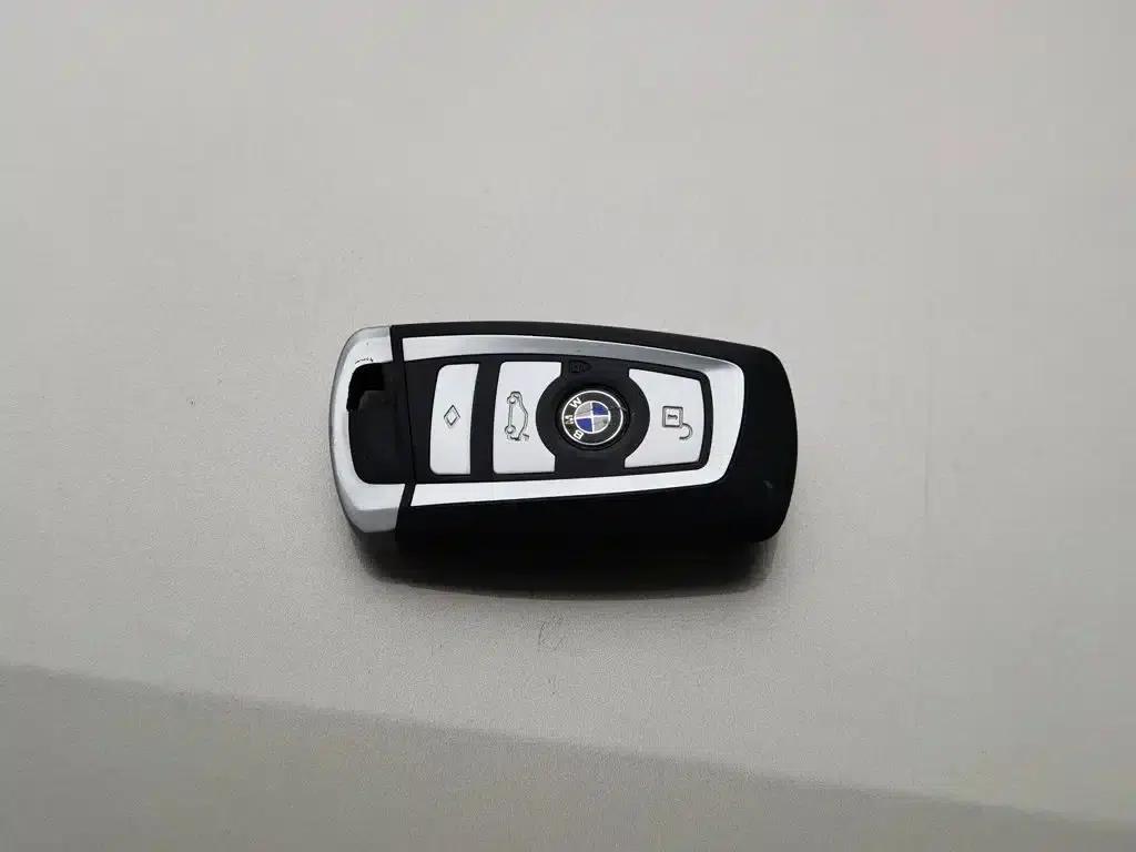 BMW 3 Series 2013 320Li Fashion Edition — миниатюра 19