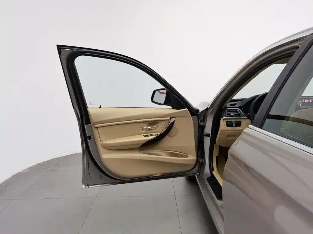 BMW 3 Series 2013 320Li Fashion Edition — миниатюра 8