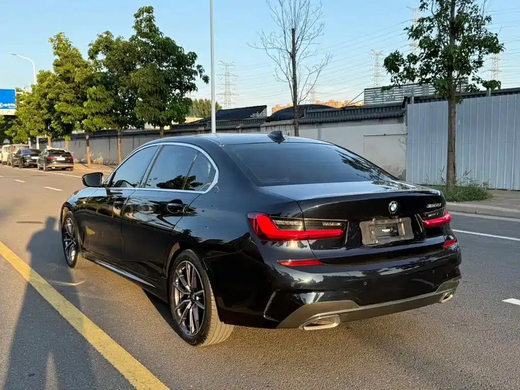2022 BMW 3 Series 320Li M Sport Package — миниатюра 11