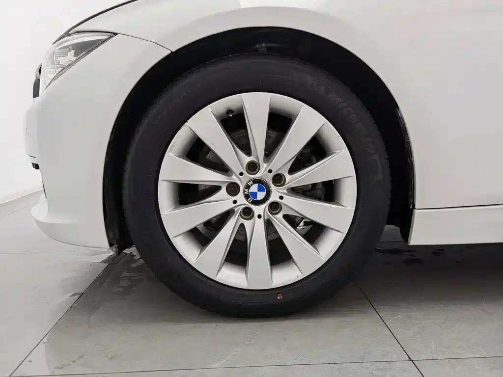 2017 BMW 3 Series 318Li Fashion Edition — миниатюра 17