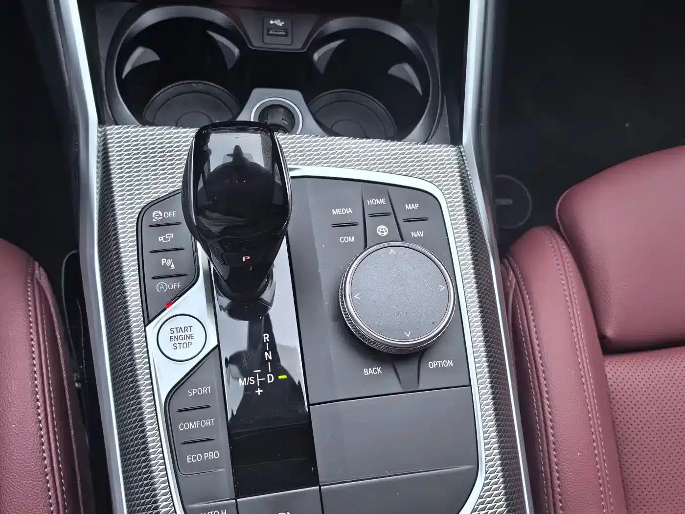 2022 BMW 3 Series 325i M Sport Shadow Edition — миниатюра 17