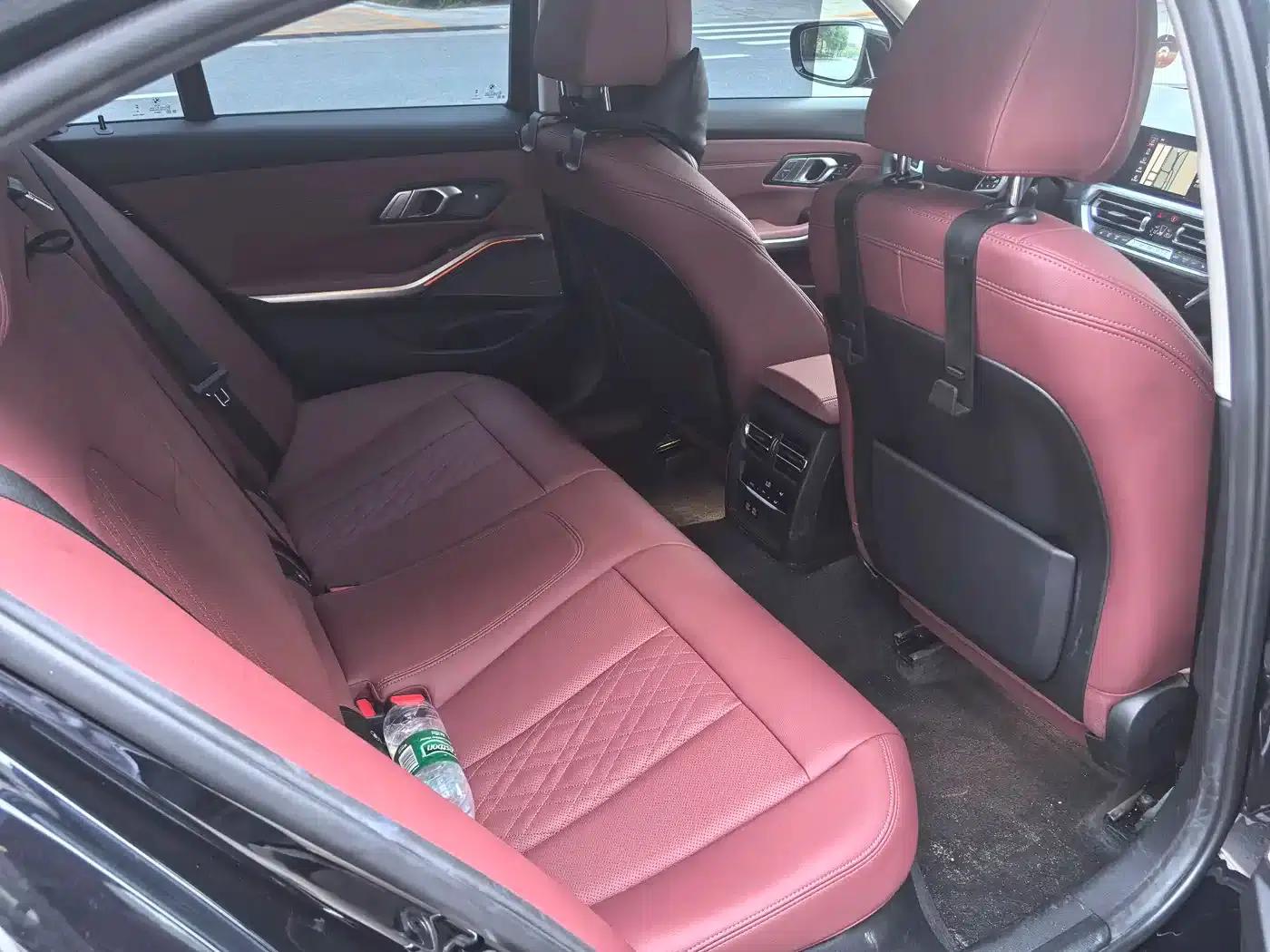 2022 BMW 3 Series 325i M Sport Shadow Edition — миниатюра 10