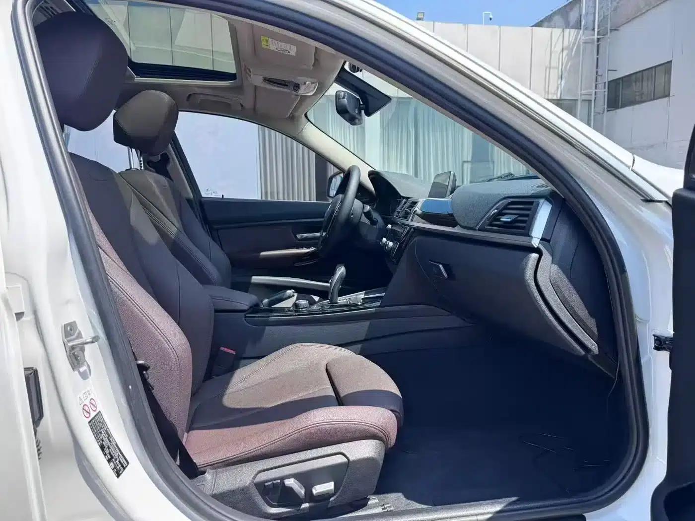 BMW 3 Series 2018 320Li Fashion Edition — миниатюра 6