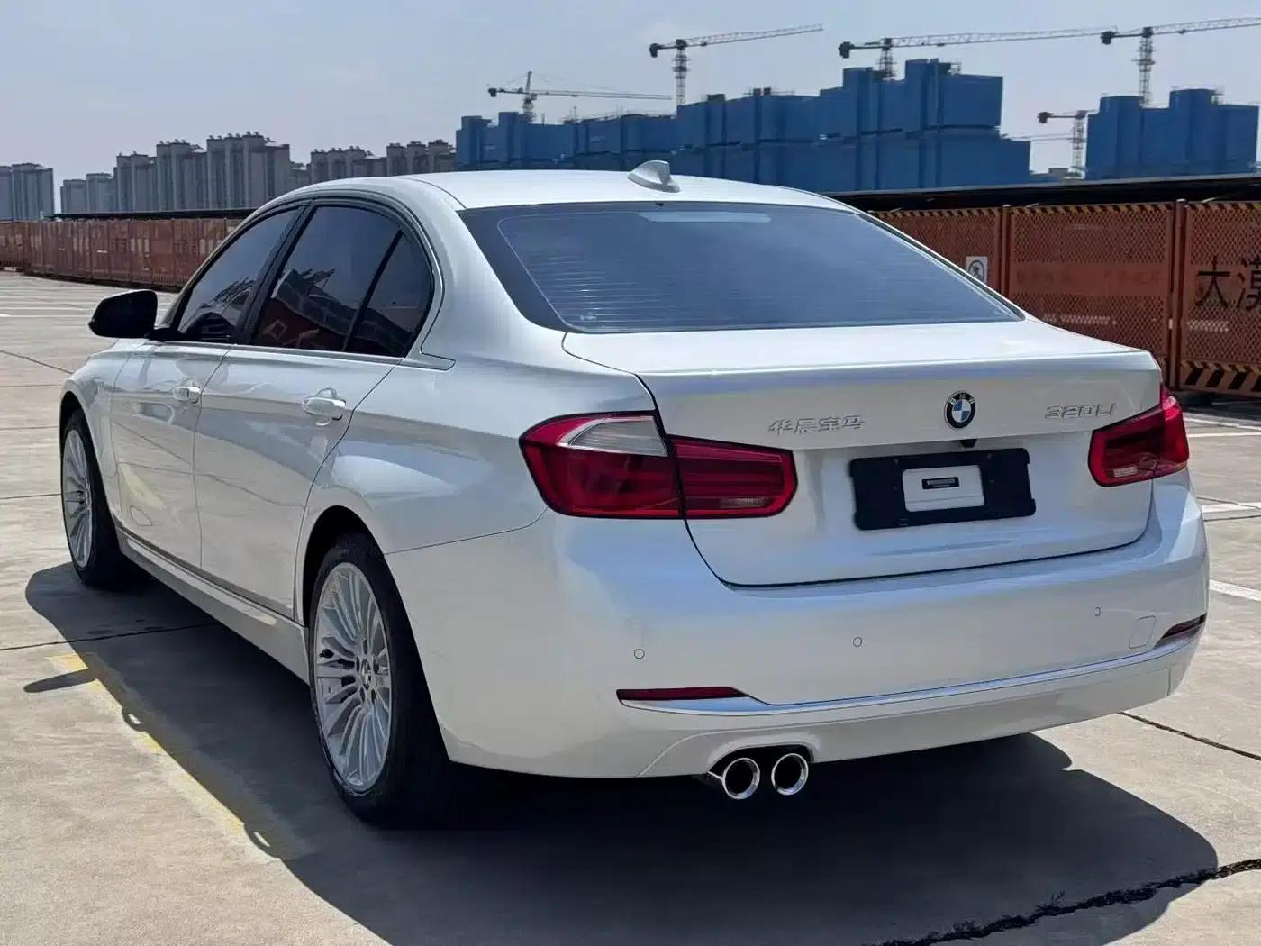 BMW 3 Series 2018 320Li Fashion Edition — миниатюра 9