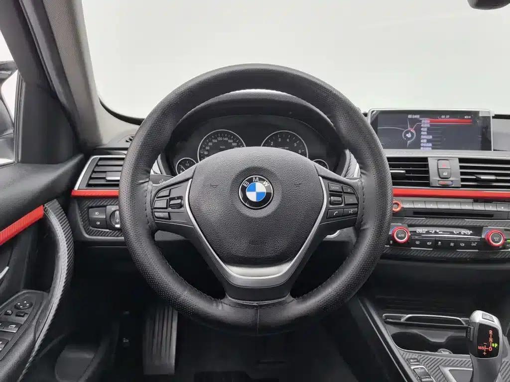 2017 BMW 3 Series 320Li Fashion Edition — миниатюра 11