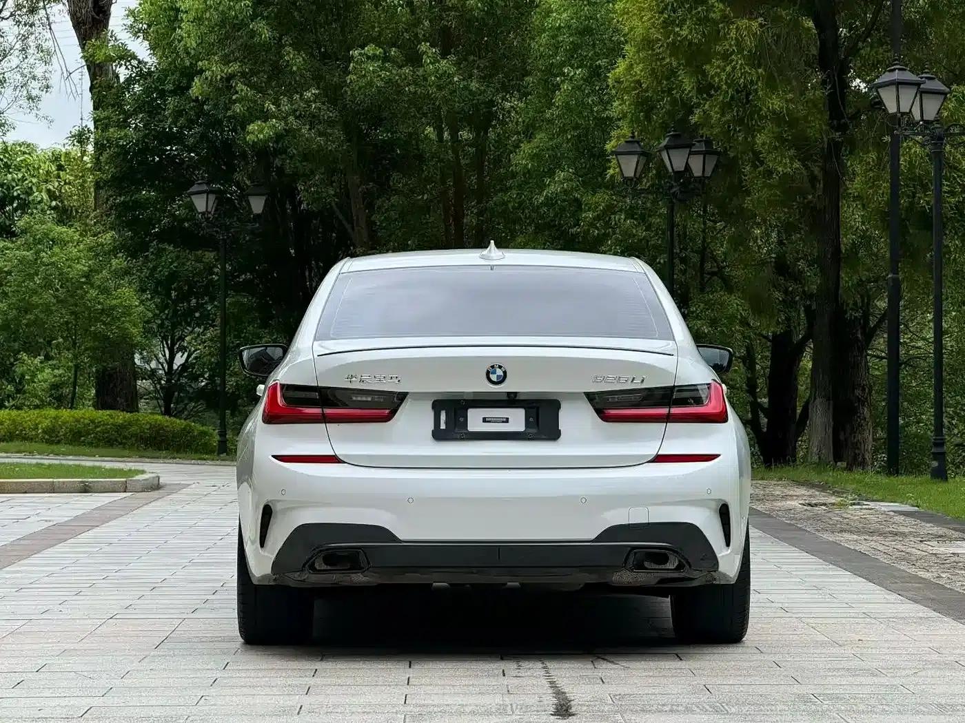 2020 BMW 3 Series Facelift 325i M Sport Shadow Edition — миниатюра 9