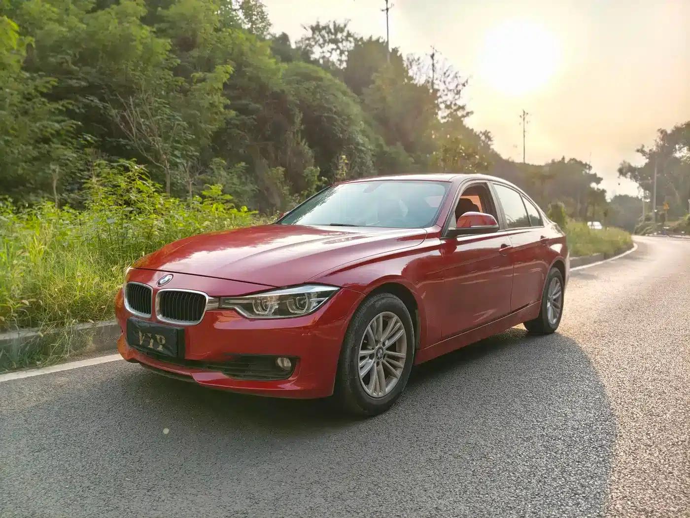 2014 BMW 3 Series 320i Fashion Edition — миниатюра 1