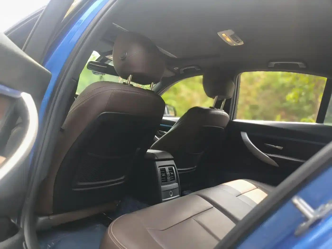 2019 BMW 3 Series 320i M Sport Package — миниатюра 5