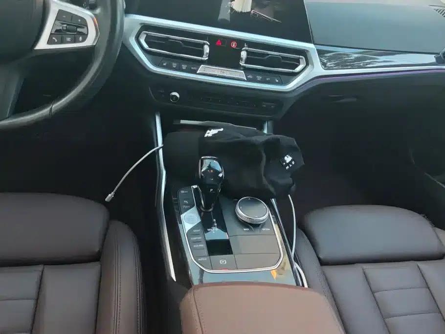 2020 BMW 3 Series 325Li xDrive M Sport Package — миниатюра 16