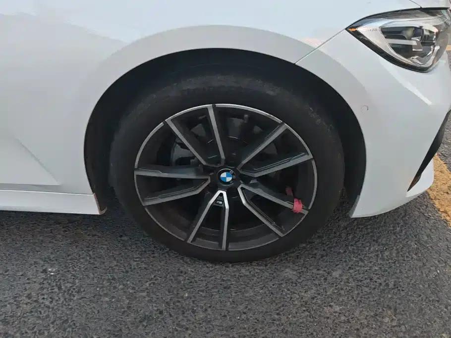 2020 BMW 3 Series 325Li xDrive M Sport Package — миниатюра 6