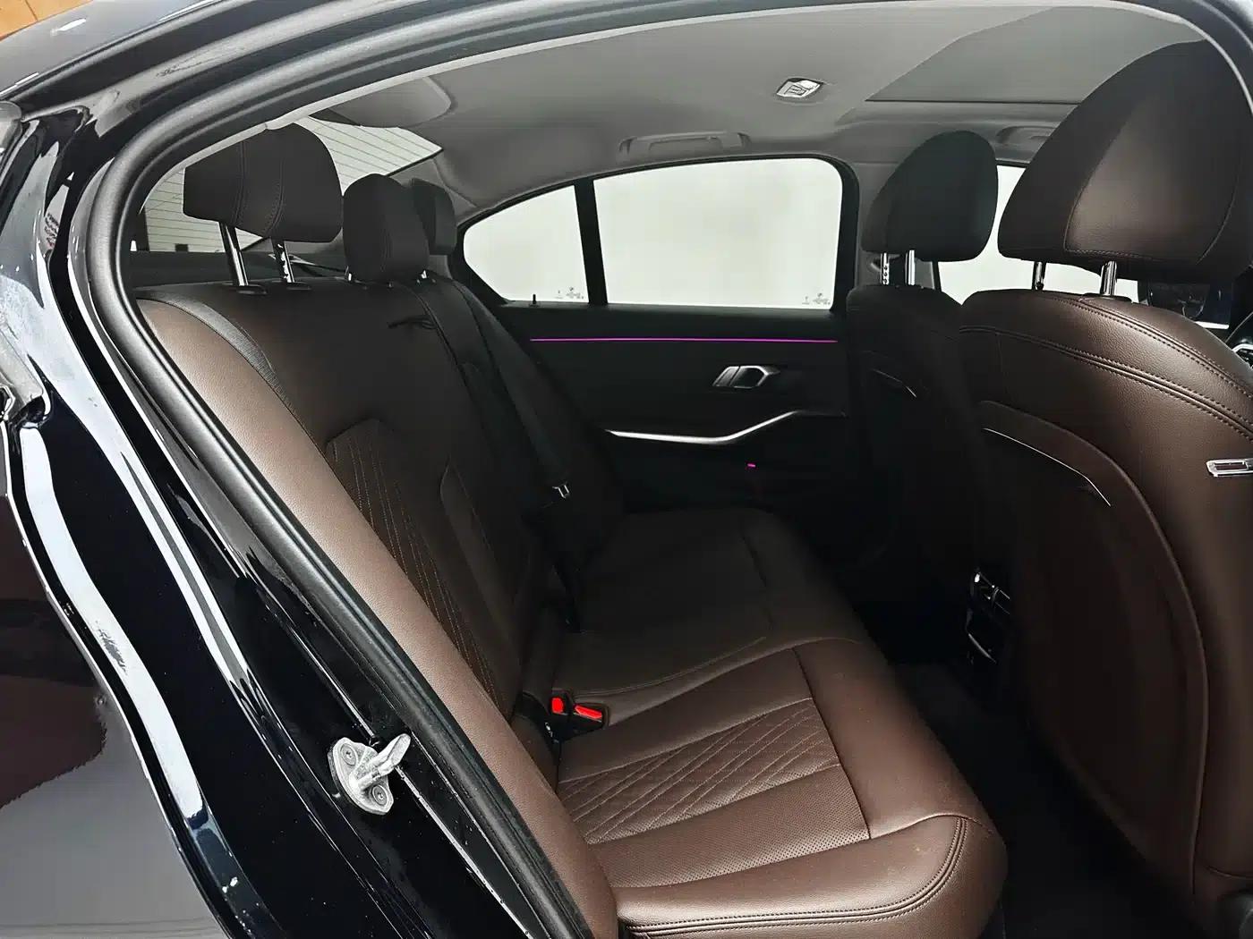 2023 BMW 3 Series 320i M Sport Package — миниатюра 14