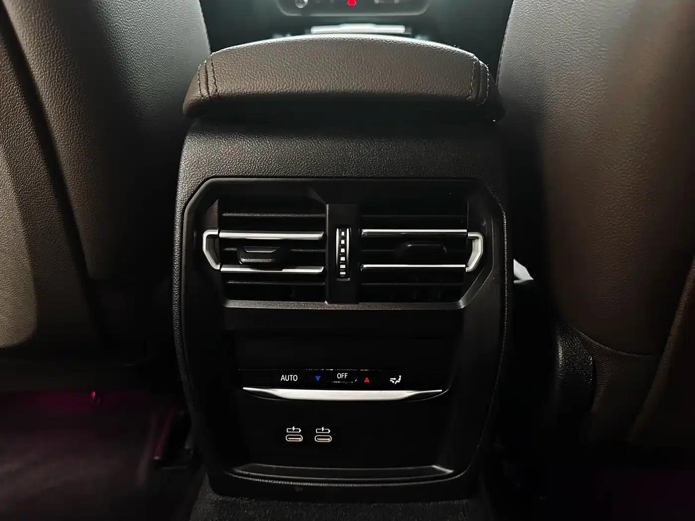 2023 BMW 3 Series 320i M Sport Package — миниатюра 18