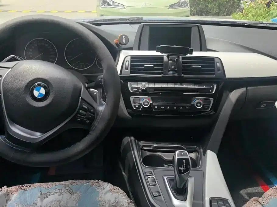 2017 BMW 3 Series 320i M Sport — миниатюра 12