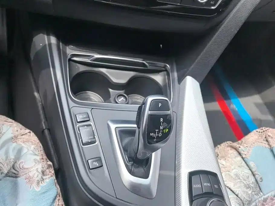 2017 BMW 3 Series 320i M Sport — миниатюра 16