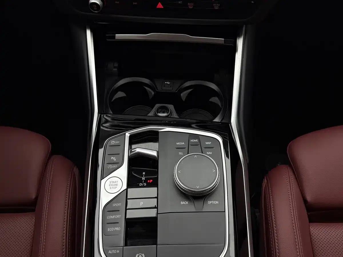2023 BMW 3 Series 320Li M Sport Package — миниатюра 12