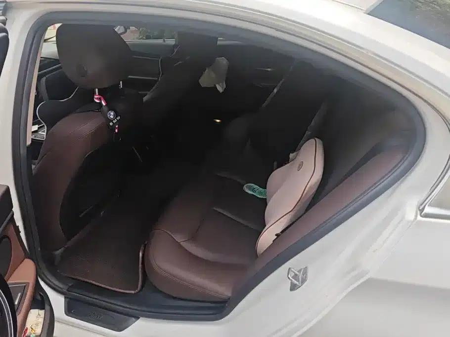 BMW 3 Series 2018 320Li Fashion Edition — миниатюра 11