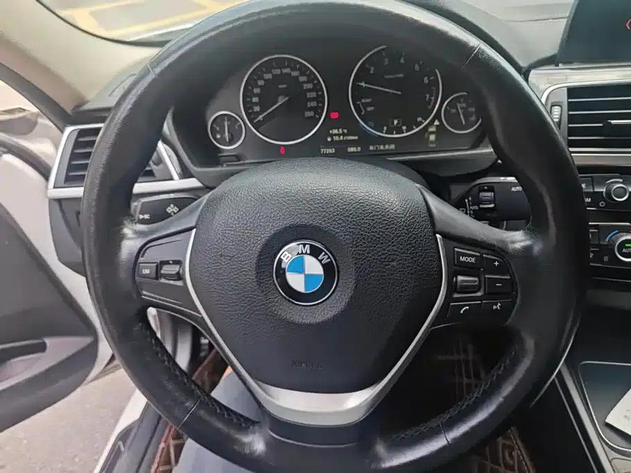 BMW 3 Series 2018 320Li Fashion Edition — миниатюра 15