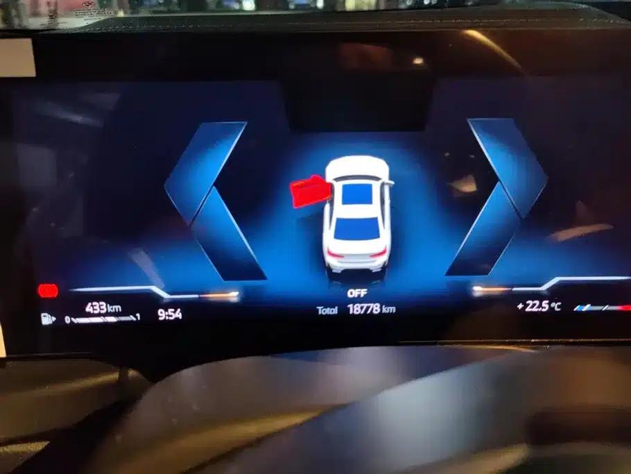 2024 BMW 3 Series 325Li M Sport Package — миниатюра 14