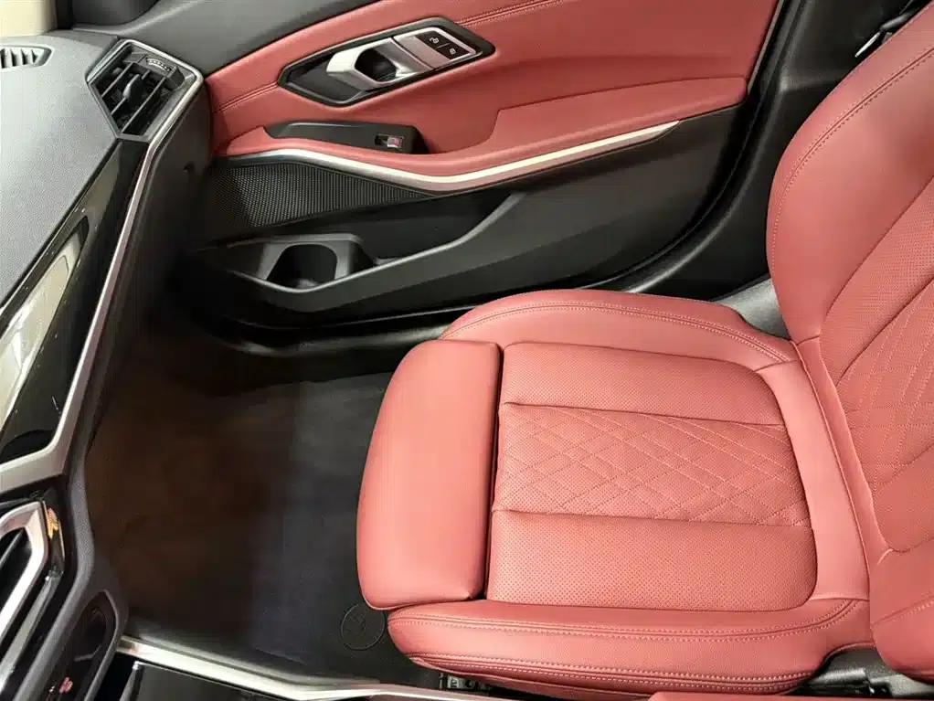 2023 BMW 3 Series 320Li M Sport Package — миниатюра 13