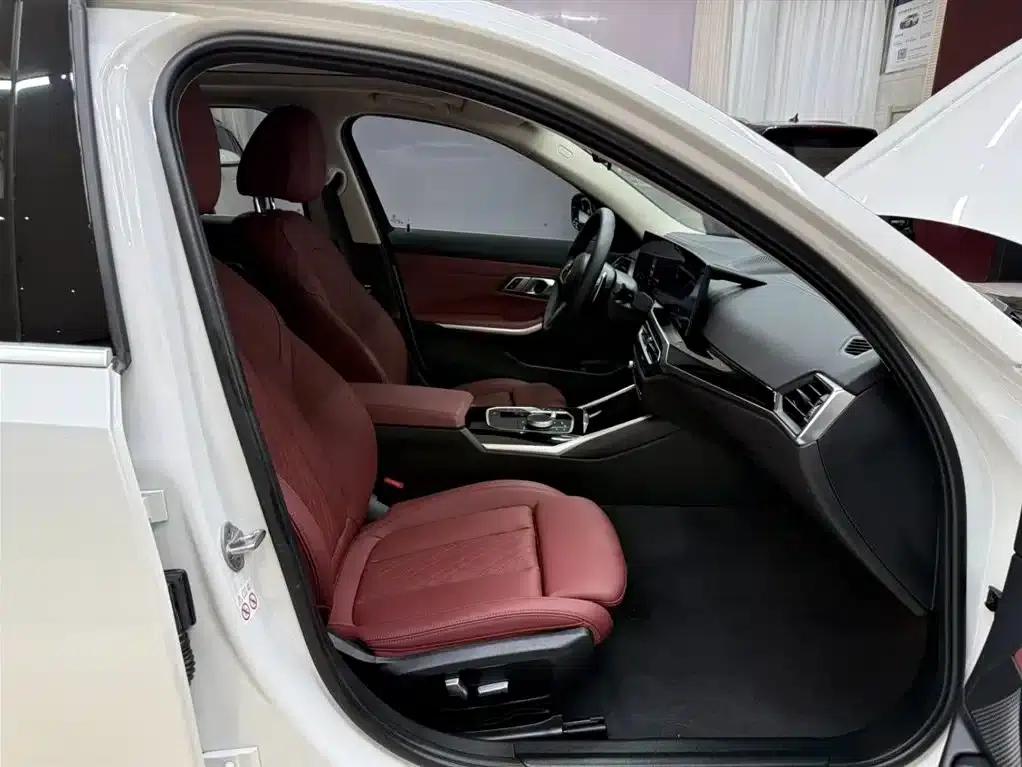 2023 BMW 3 Series 320Li M Sport Package — миниатюра 21