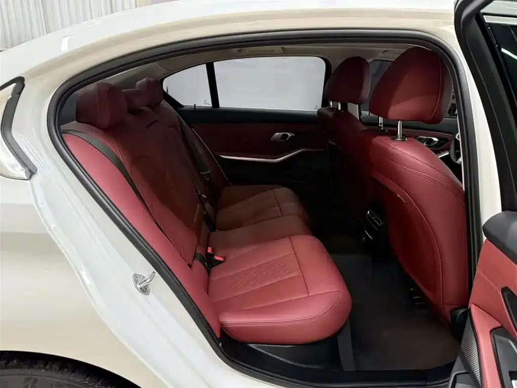 2023 BMW 3 Series 320Li M Sport Package — миниатюра 22
