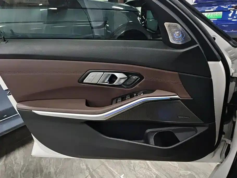 2020 BMW 3 Series Facelift 325Li M Sport Shadow Edition — миниатюра 7