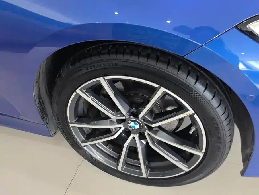 2020 BMW 3 Series 320Li M Sport Package — миниатюра 6
