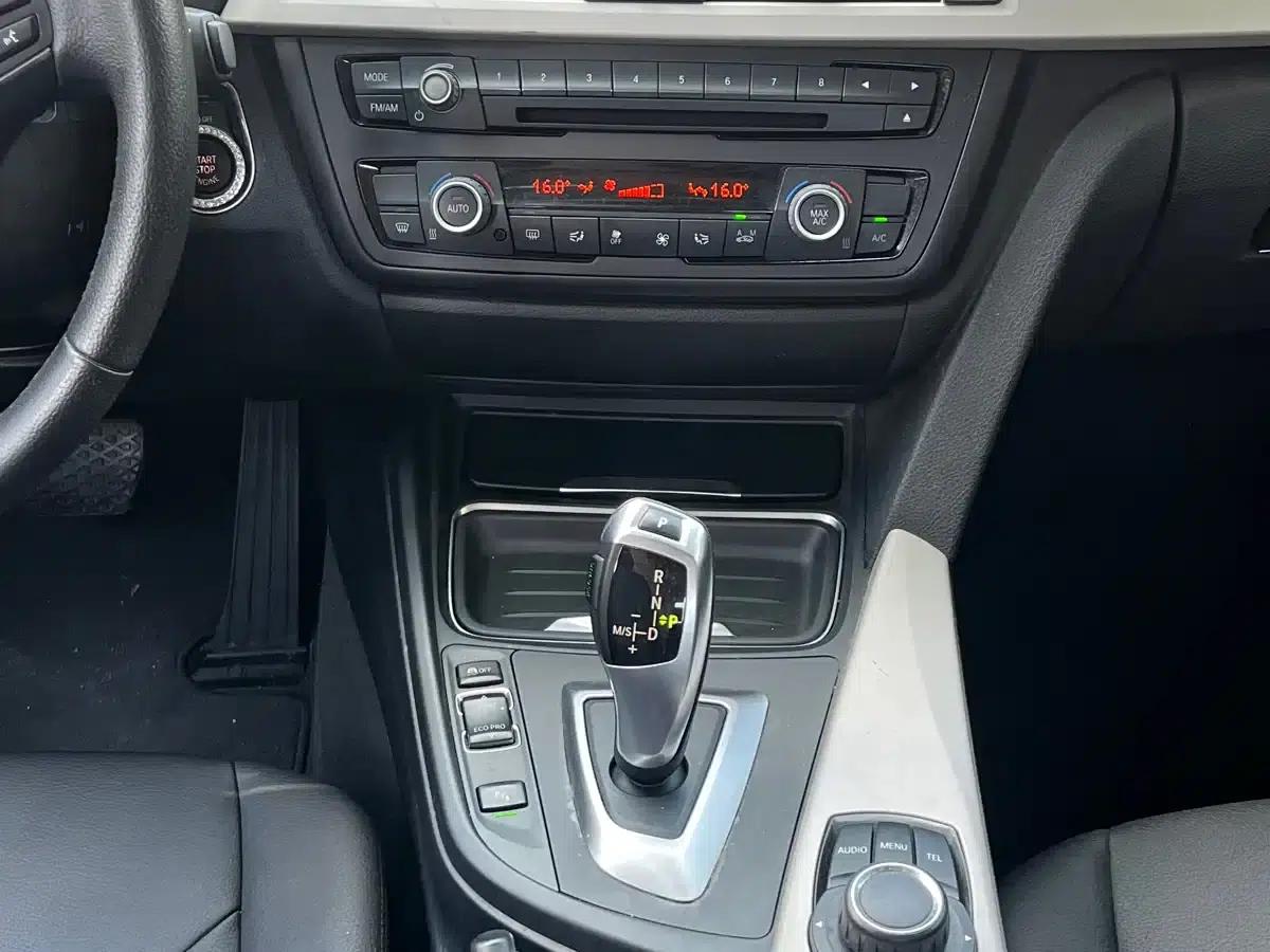 BMW 3 Series 2015 320Li Fashion Edition — миниатюра 11
