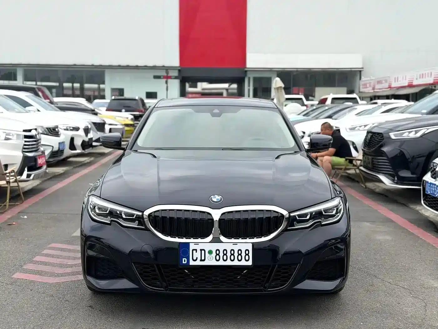 2021 BMW 3 Series 325Li M Sport Package — миниатюра 2