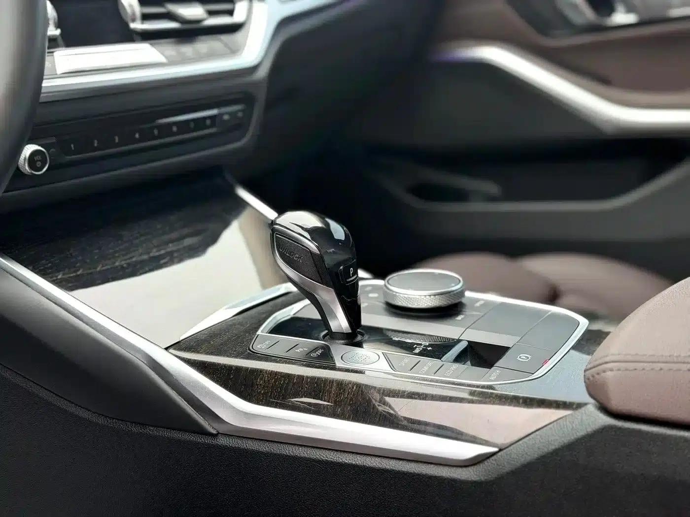 2021 BMW 3 Series 325Li M Sport Package — миниатюра 5