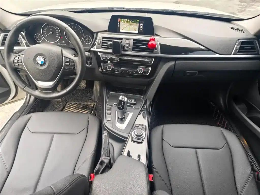 2016 BMW 3 Series 320Li Fashion Edition — миниатюра 5