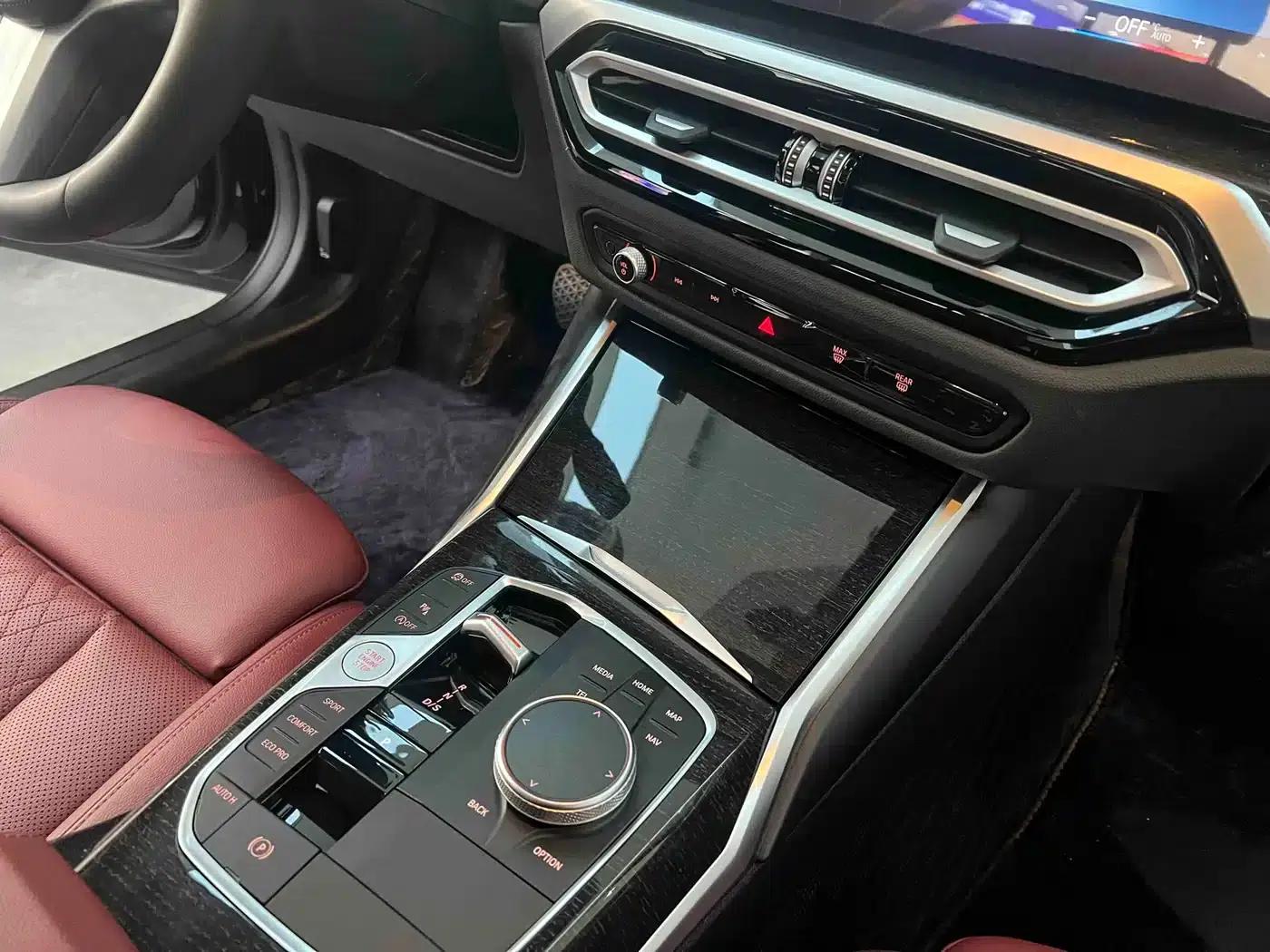 2023 BMW 3 Series 325Li M Sport Package — миниатюра 11