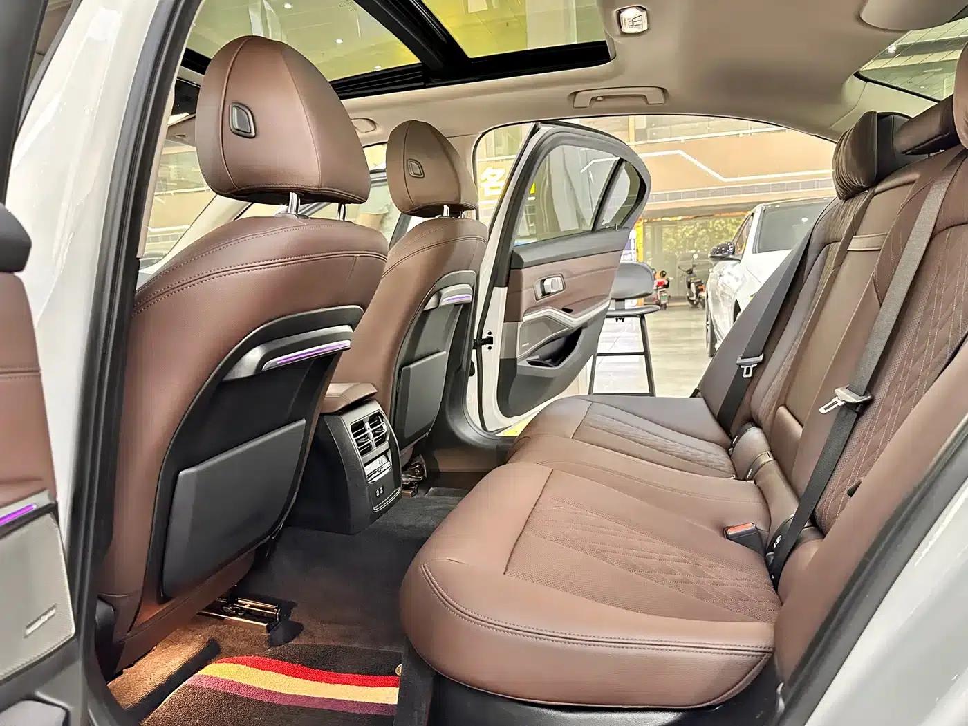 2022 BMW 3 Series 325Li M Sport Shadow Edition — миниатюра 13