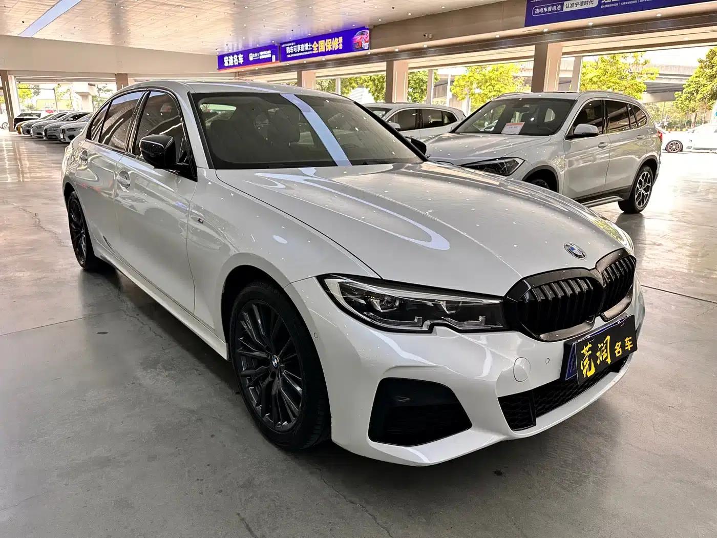 2022 BMW 3 Series 325Li M Sport Shadow Edition — миниатюра 3