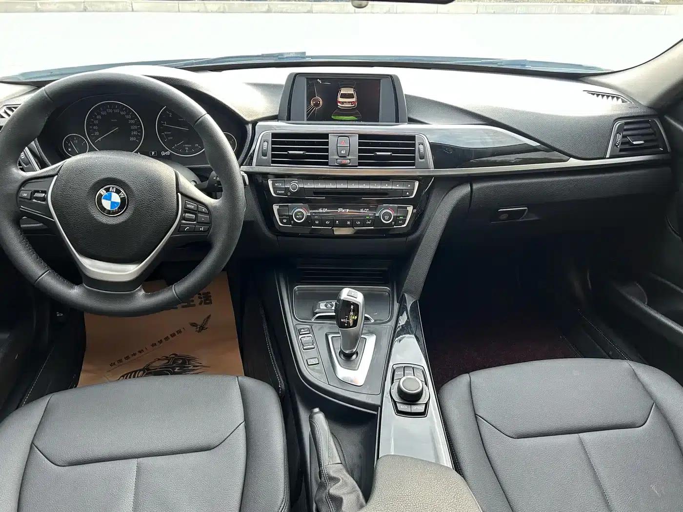 BMW 3 Series 2016 316i Fashion Edition — миниатюра 4