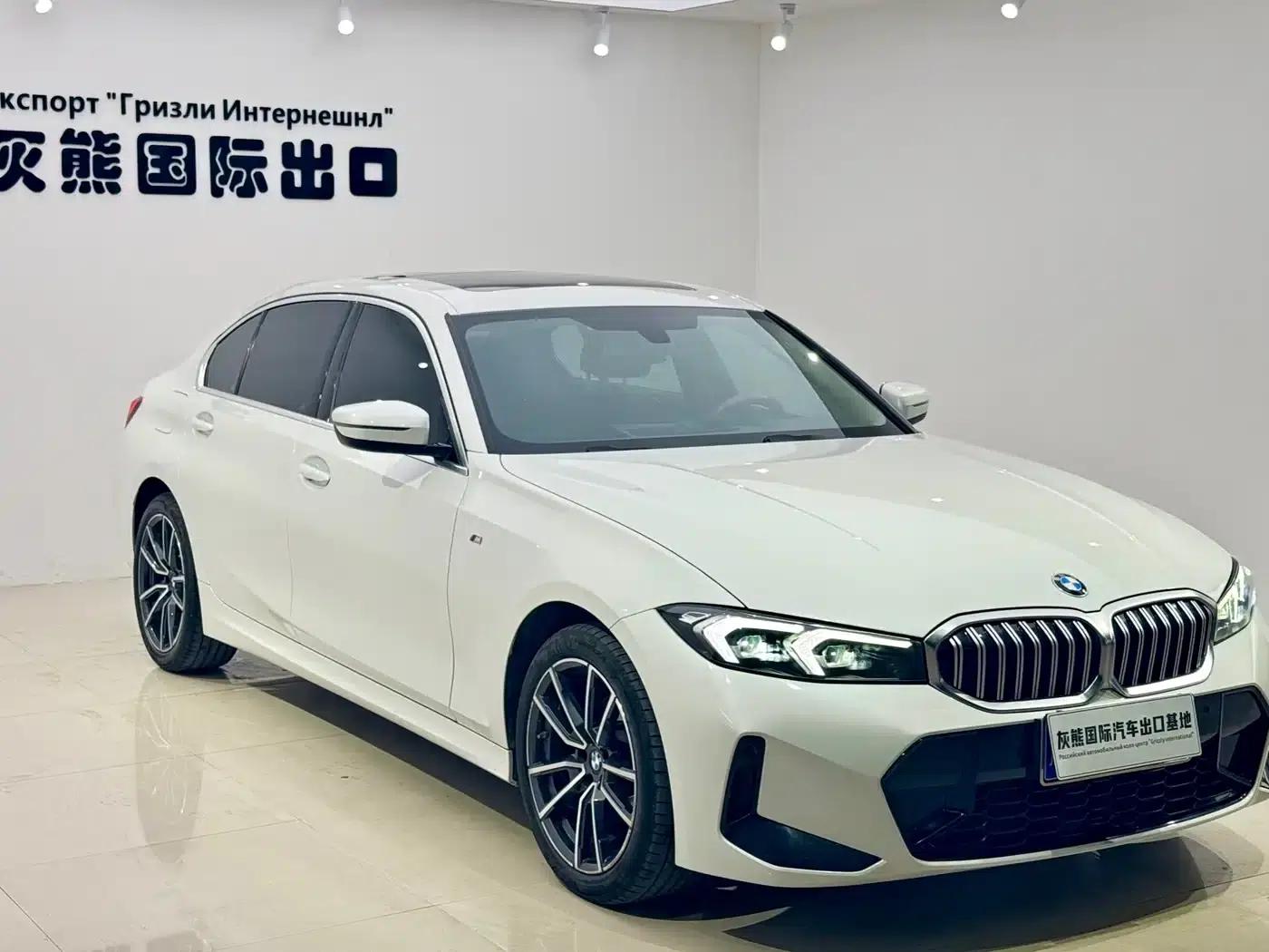 2023 BMW 3 Series 320Li M Sport Package — миниатюра 3