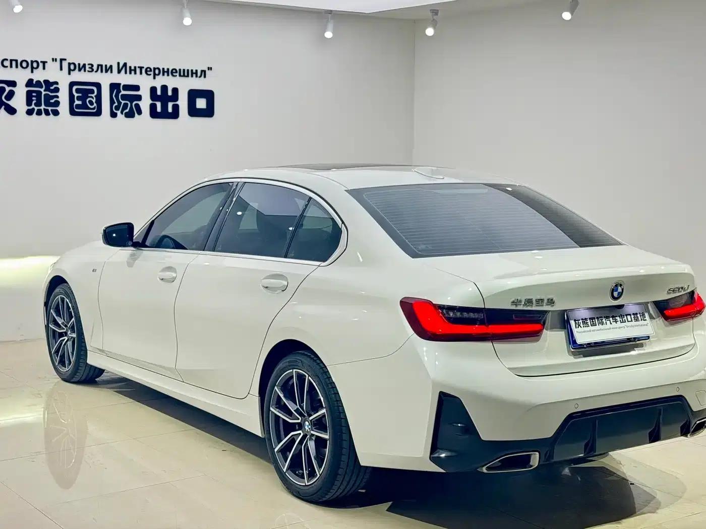 2023 BMW 3 Series 320Li M Sport Package — миниатюра 6