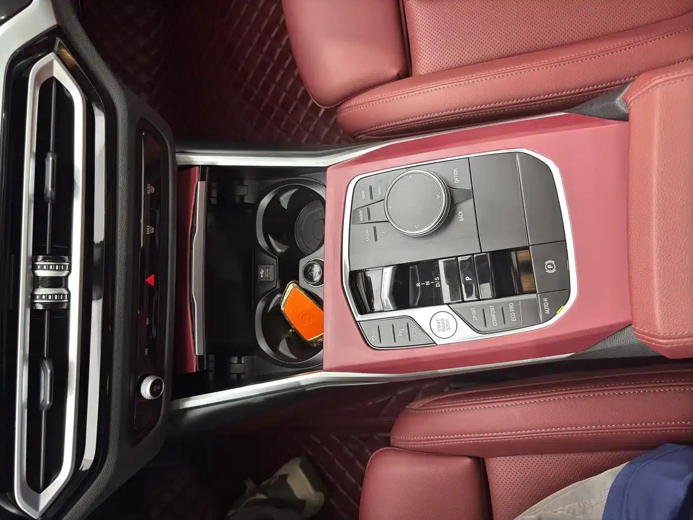 2023 BMW 3 Series 320Li M Sport Package — миниатюра 14
