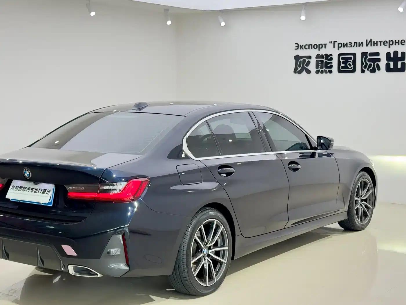 2023 BMW 3 Series 320Li M Sport Package — миниатюра 4