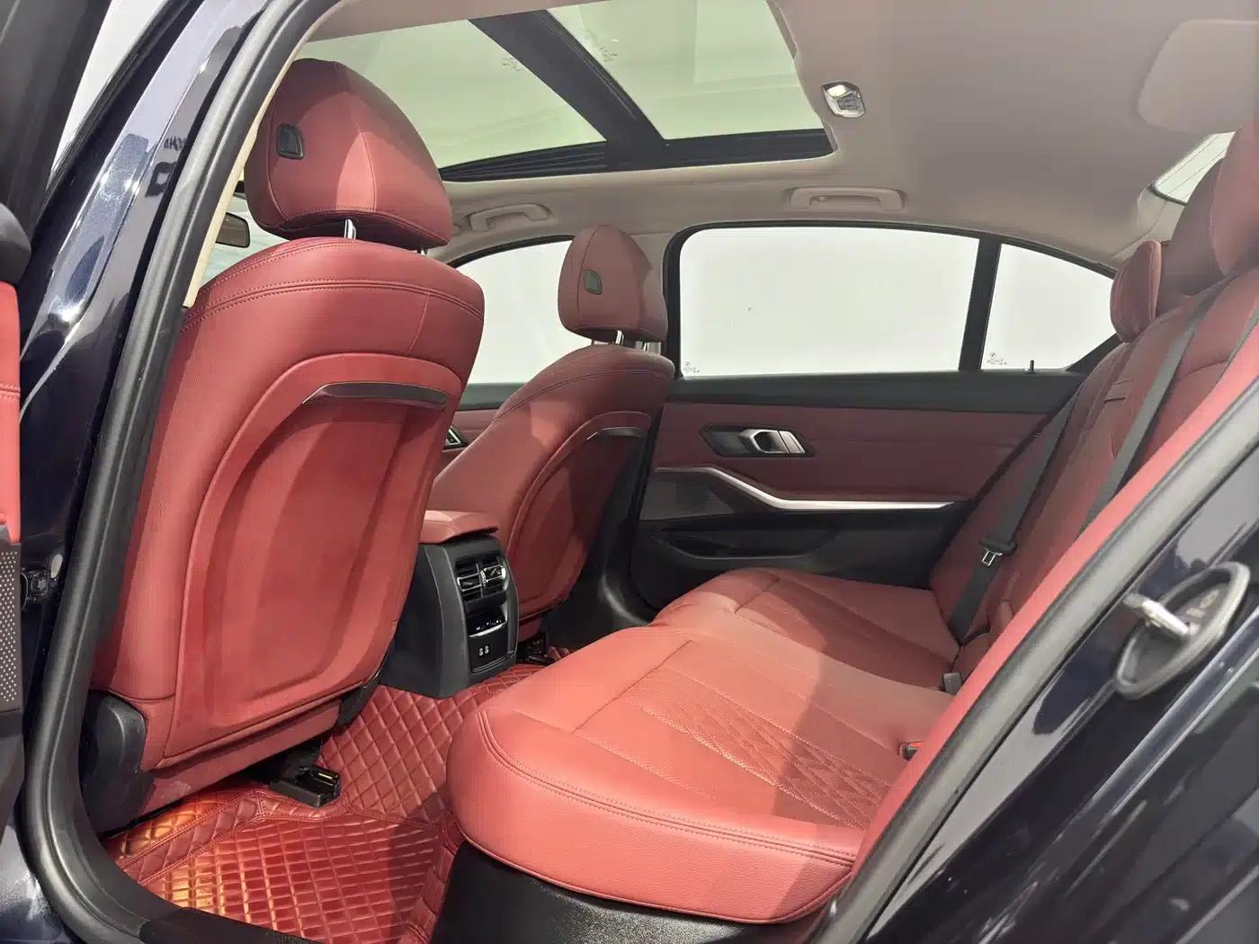 2023 BMW 3 Series 320Li M Sport Package — миниатюра 9