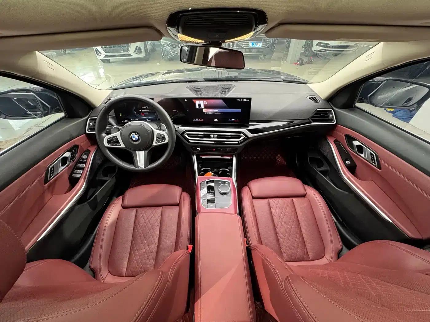 2023 BMW 3 Series 320Li M Sport Package — миниатюра 10