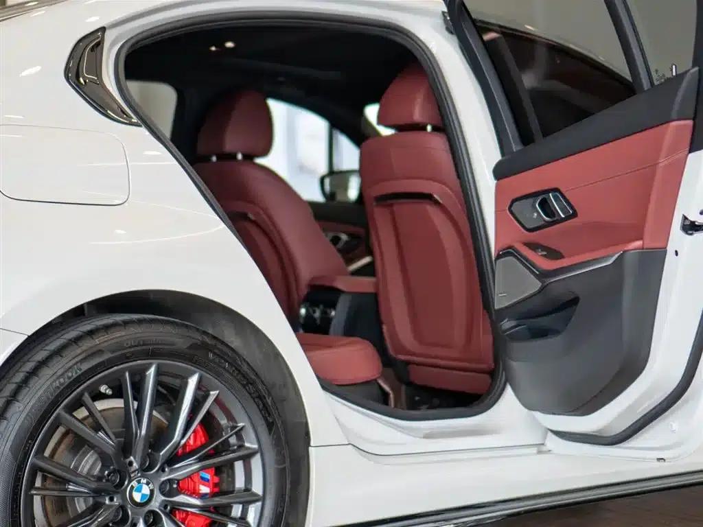 2024 BMW 3 Series 325i M Sport Package — миниатюра 17
