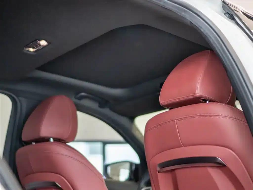 2024 BMW 3 Series 325i M Sport Package — миниатюра 18