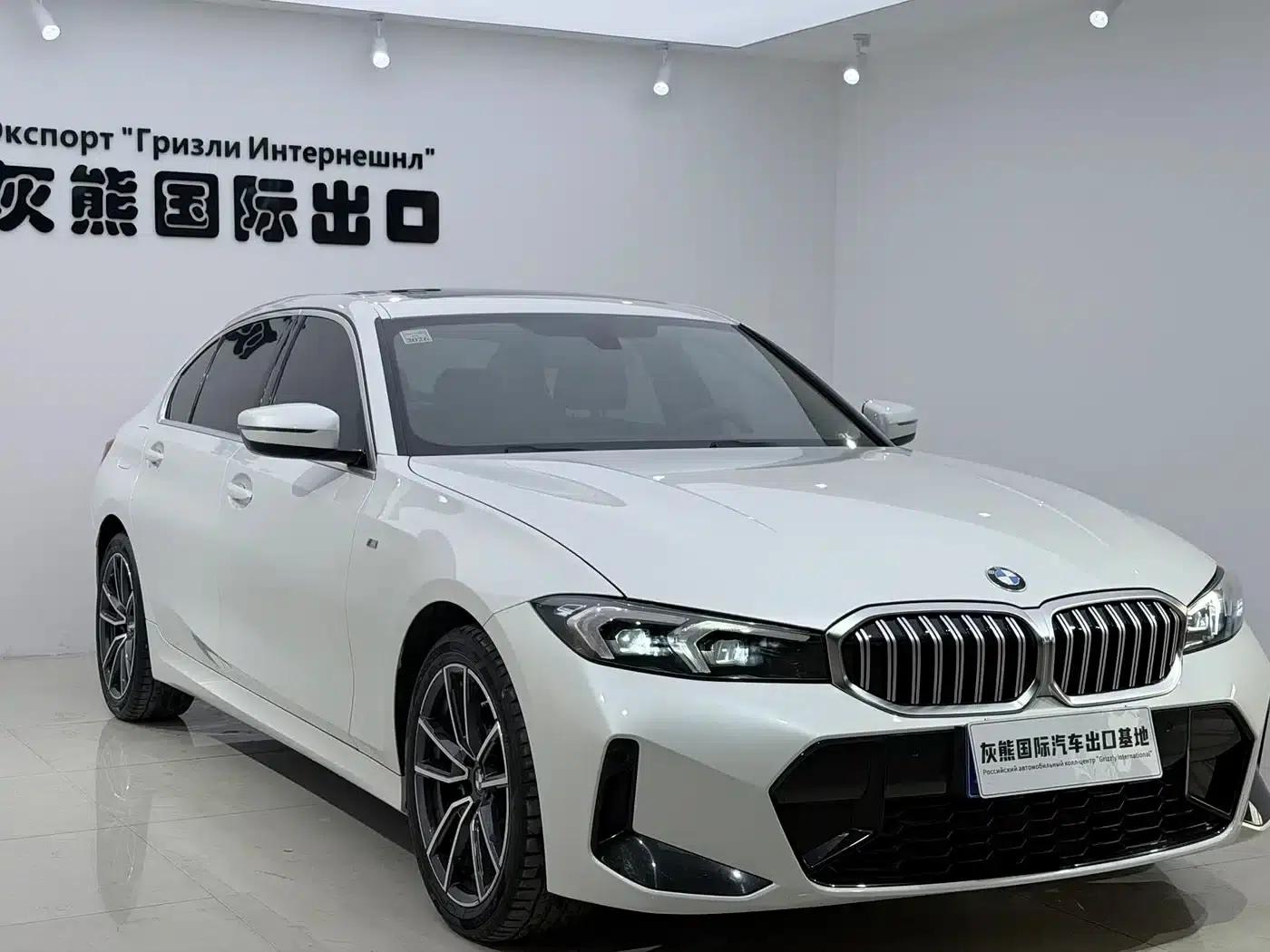 2023 BMW 3 Series 320Li M Sport Package — миниатюра 3