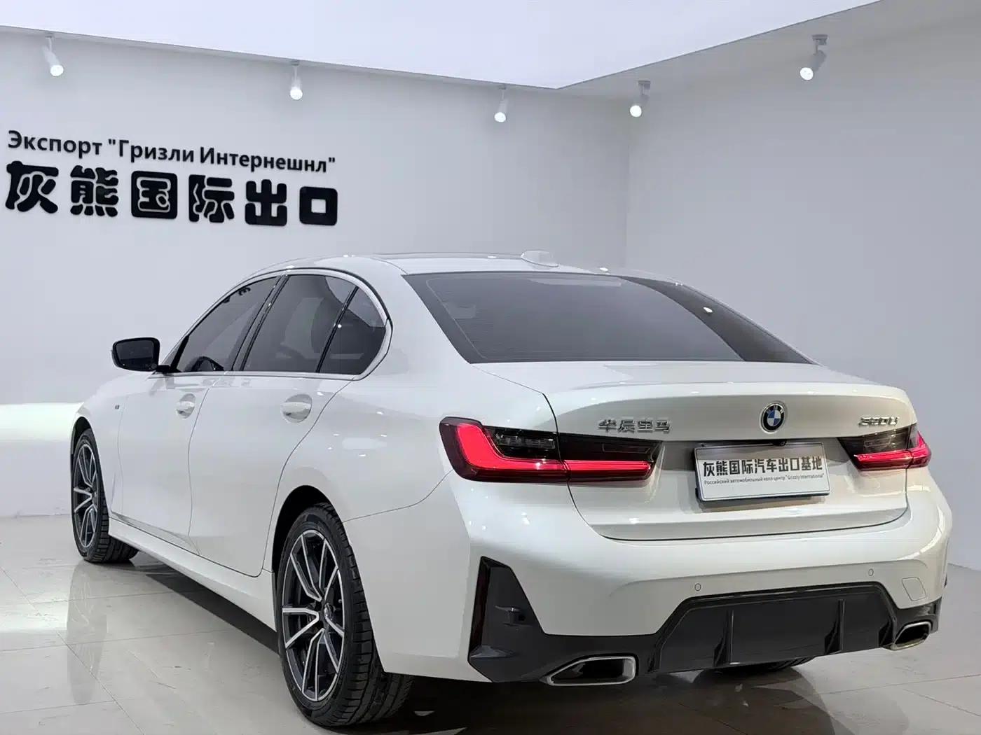2023 BMW 3 Series 320Li M Sport Package — миниатюра 6