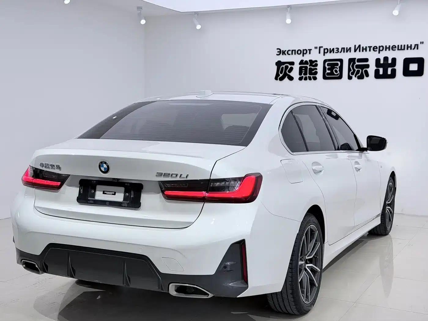 2023 BMW 3 Series 320Li M Sport Package — миниатюра 4