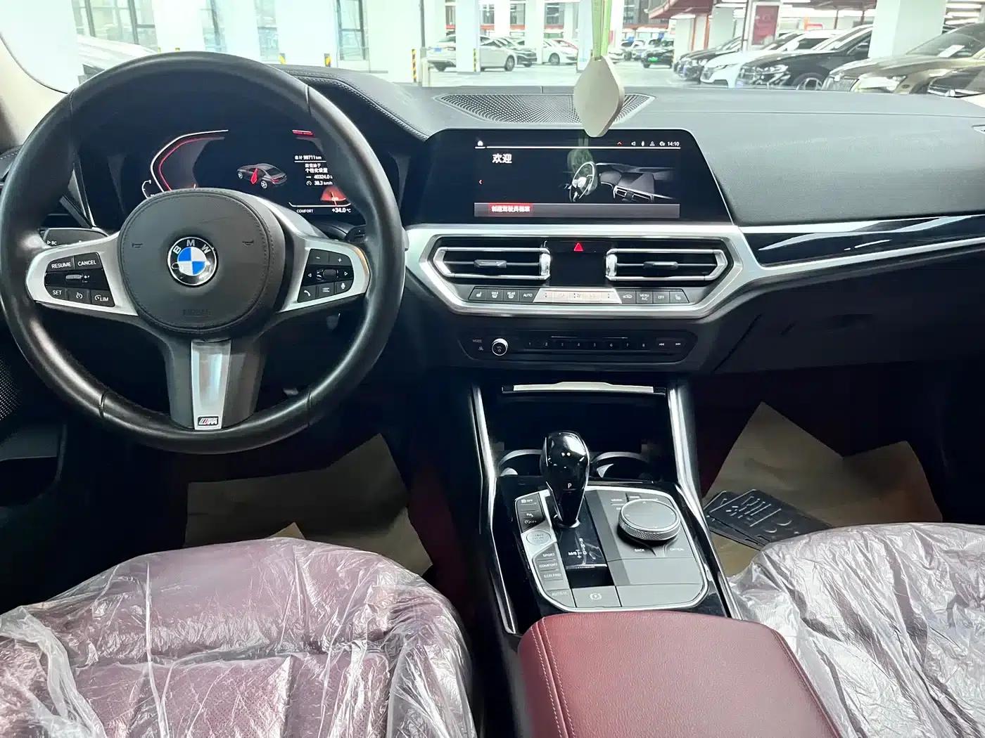 2022 BMW 3 Series 320Li M Sport Package — миниатюра 11