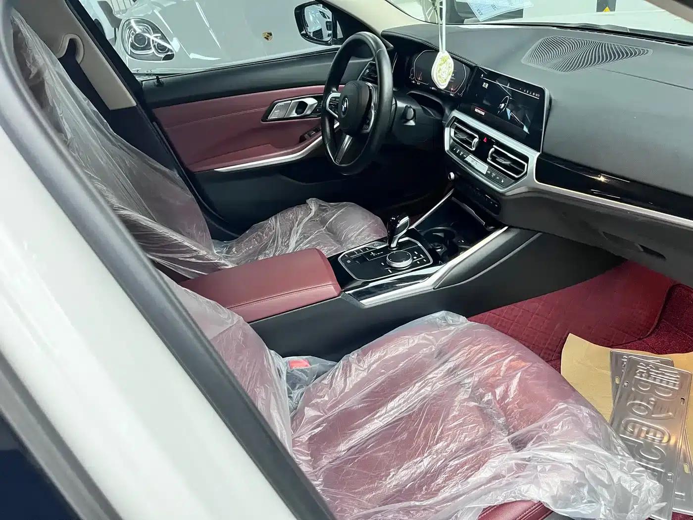 2022 BMW 3 Series 320Li M Sport Package — миниатюра 14
