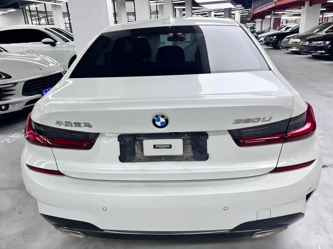 2022 BMW 3 Series 320Li M Sport Package — миниатюра 16